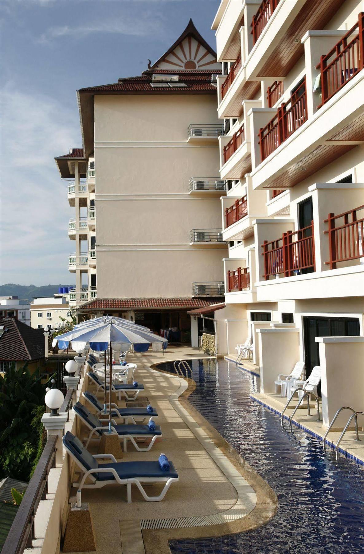 Jiraporn Hill Resort Patong Extérieur photo
